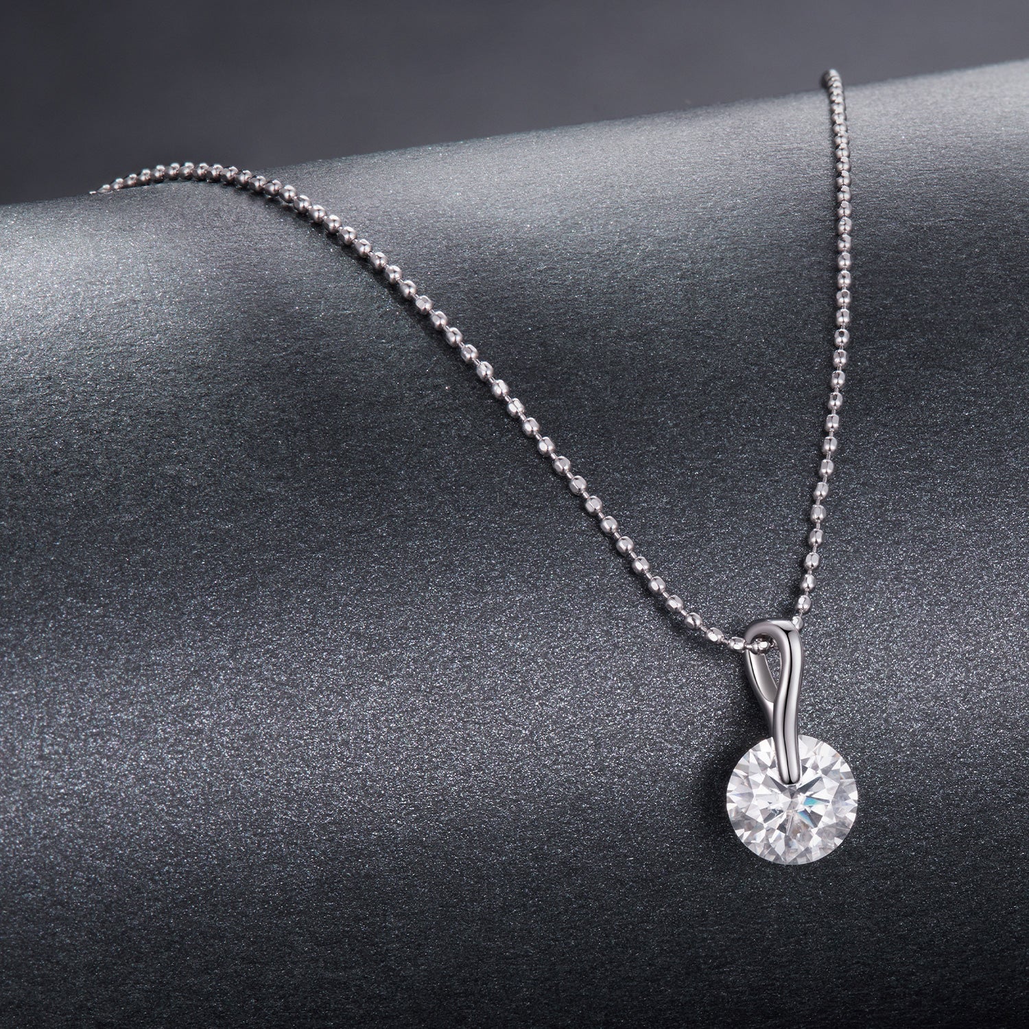 925 Sterling Silver Moissanite Necklace 40+5cm with White Gold Plating for Women