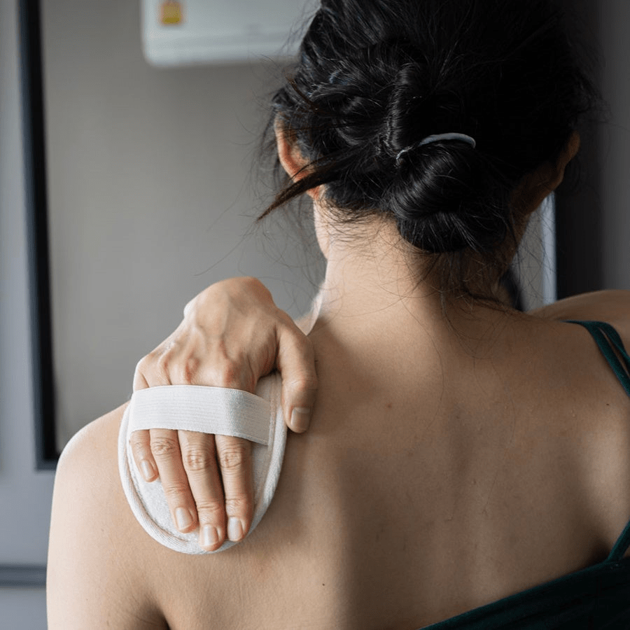 Eco-Friendly Loofah Shower Pad with Hand Strap