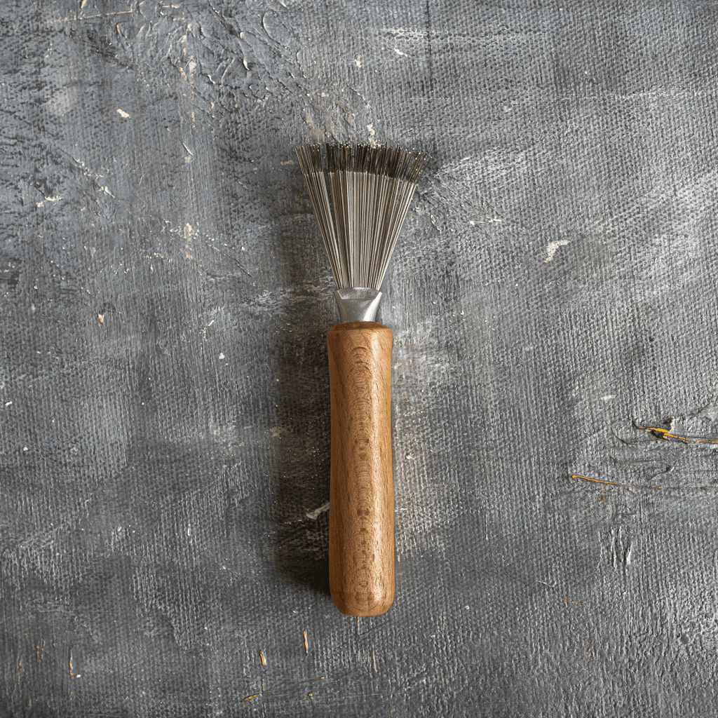 On-The-Go Bamboo Hair Brush Set – Sustainable & Travel-Friendly Grooming